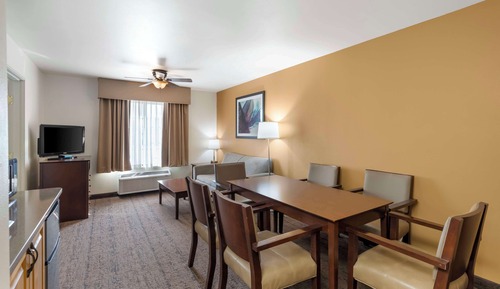 Suite, 1 King Bed, Non Smoking, Refrigerator & Microwave