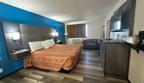 Standard Room, 1 King Bed
