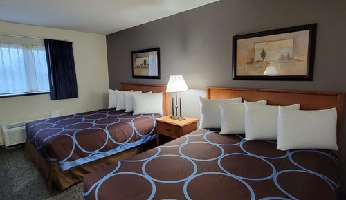 Standard Room, 2 Queen Beds, Non Smoking