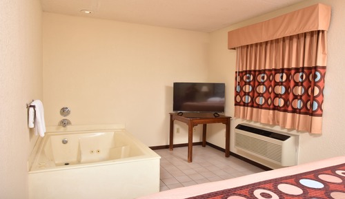 Suite, 1 King Bed, Non Smoking