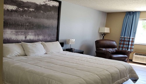 Business Room, 1 Queen Bed, Non Smoking