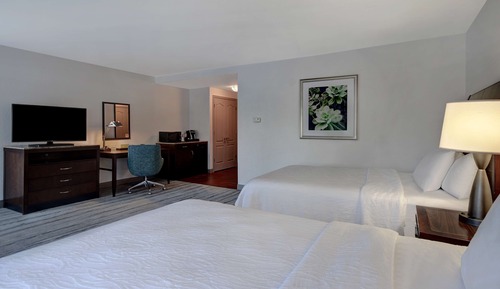Room, 2 Double Beds, Accessible, Bathtub