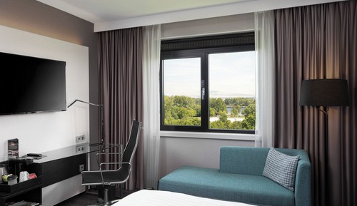 Superior Room, 1 King Bed, Non Smoking