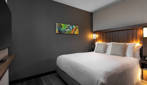 Studio, 1 King Bed, Non Smoking