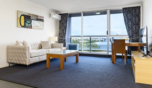 King Room Level 6