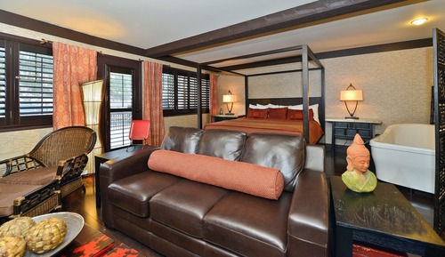 Suite, 1 King Bed, Non Smoking, Terrace