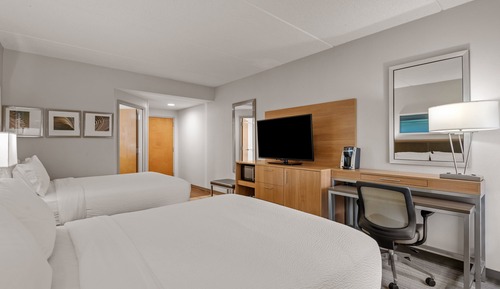 Standard Room, 2 Queen Beds (Top Floor)