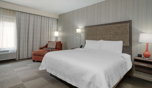 One king bed non smoking