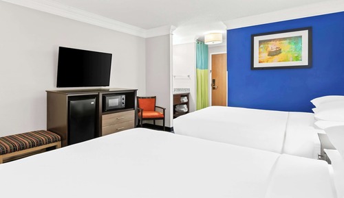 Standard Room, 2 Queen Beds, Non Smoking, Refrigerator & Microwave