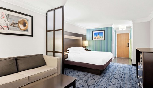 Executive Room, 1 King Bed, Non Smoking, Refrigerator & Microwave