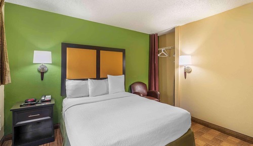 Studio, 1 Queen Bed, Non Smoking