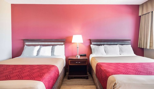 Room, 2 Queen Beds, Non Smoking