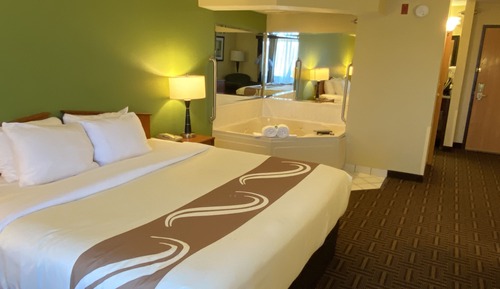 1 King Bed with Jetted Tub/ Non-Smoking