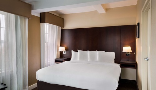 Suite, 1 King Bed, Non Smoking, Kitchenette (Dining Table;Living Room;with Sofabed)