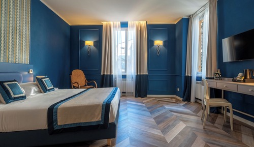 Junior Room