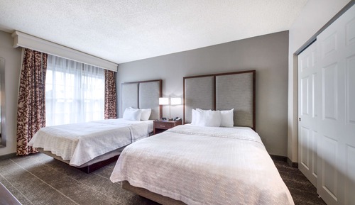 Premium Suite, 2 Queen Beds, Non Smoking (1 Bedroom)