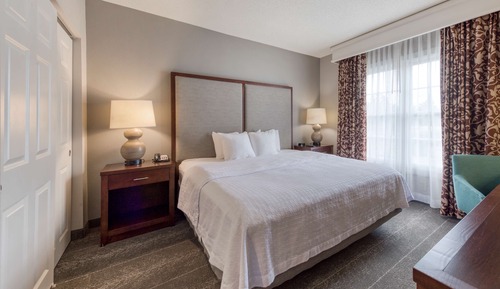 Suite, 2 Bedrooms, Non Smoking, 2 Bathrooms (1 King or 2 Queen Beds)