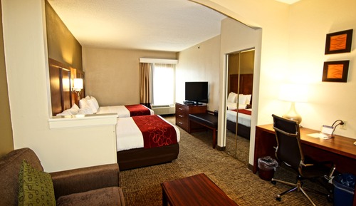 Suite, Multiple Beds, Non Smoking