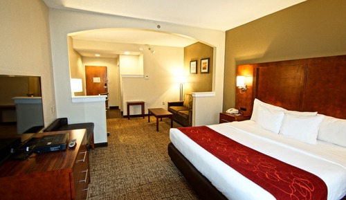 Suite, 1 Queen Bed with Sofa bed, Accessible, Non Smoking