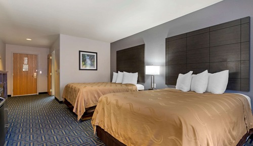 Room, 2 Queen Beds, Accessible, Non Smoking (Roll-In Shower)