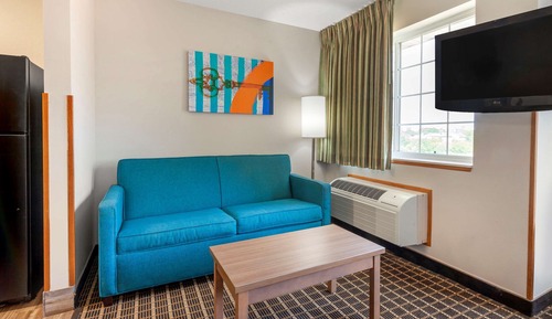Suite, Multiple Beds, Accessible, Non Smoking