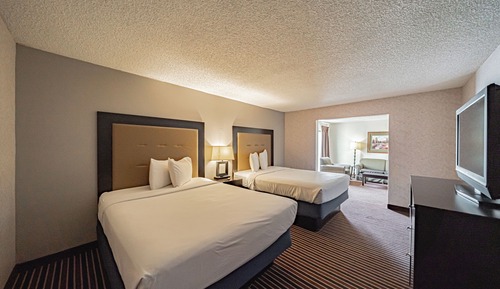 Deluxe Room, 2 Queen Beds, Non Smoking, Refrigerator & Microwave