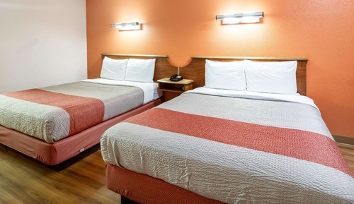 Standard Room, 2 Queen Beds, Non Smoking