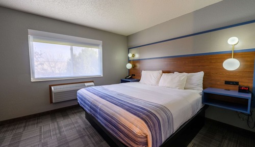 Suite, 1 King Bed, Non Smoking (One Bedroom, Second Floor)