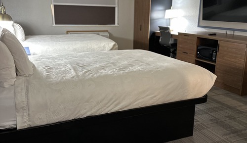 Room, 2 Queen Beds, Accessible, Non Smoking