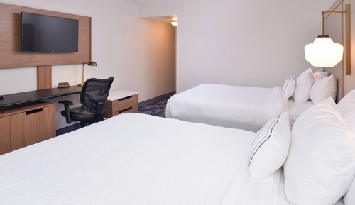 Room, 1 Double Bed (Mobility Accessible, Tub)