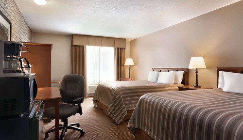 Standard Room, 2 Queen Beds, Non Smoking