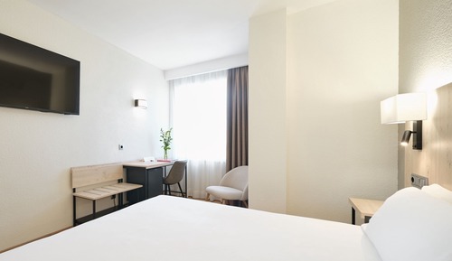 Comfort Room, 1 Queen Bed