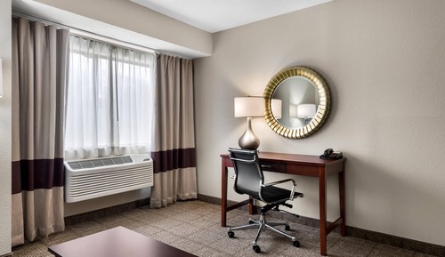 Suite, 1 King Bed, Non Smoking