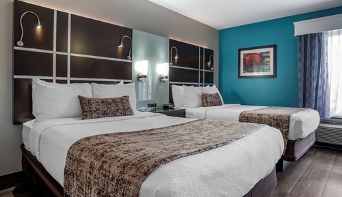 Suite, Multiple Beds, Non Smoking (Shower Only)