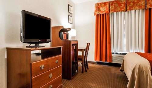 Standard Room, 2 Queen Beds, Non Smoking