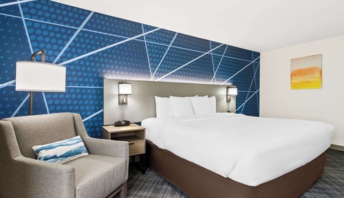 Standard Room, 1 King Bed, Non Smoking