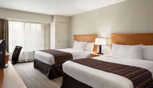 Room, 2 Queen Beds, Non Smoking