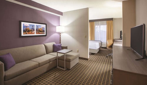 Deluxe Suite, 1 King Bed, Non Smoking