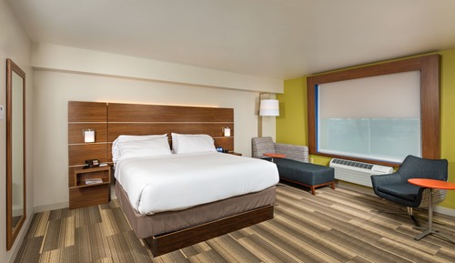 Standard Room, 1 King Bed, Accessible (Communications)