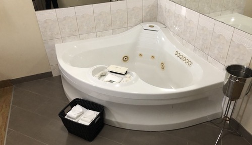 Suite, 1 King Bed, Non Smoking, Hot Tub