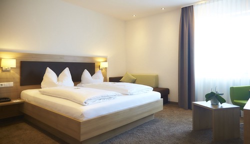 Comfort Triple Room, 1 Queen Bed with Sofa bed