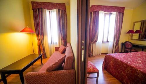 Junior Suite, Hill View (Aladino)