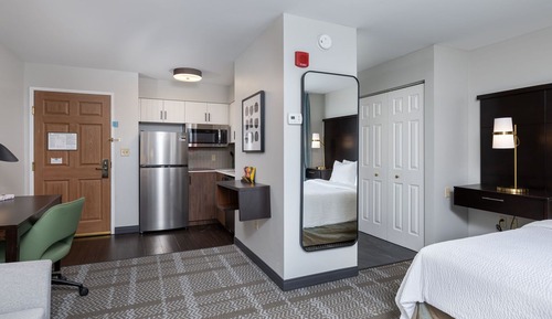 Studio Suite, Kitchen