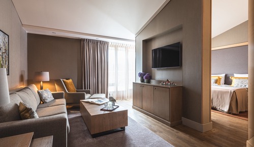 Elegant Nature Junior Suite Lake View