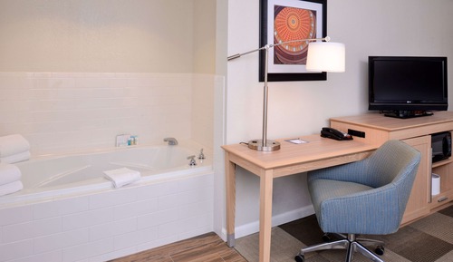 Room, 1 King Bed, Jetted Tub