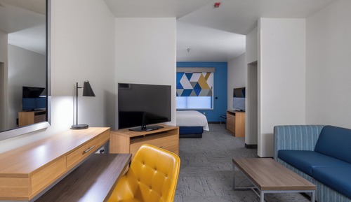 Suite, 1 King Bed