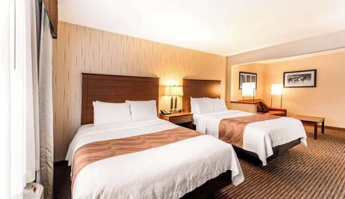 Suite, 2 Queen Beds, Non Smoking
