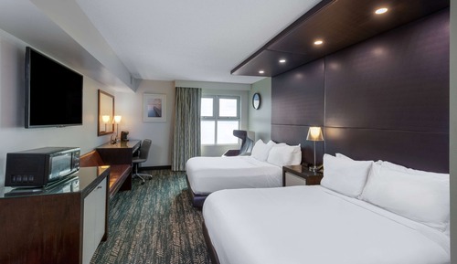 Room, 2 Double Beds, Non Smoking (Lake Front View)