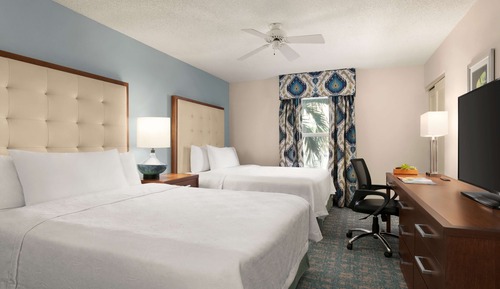 Suite, 2 Queen Beds, Non Smoking