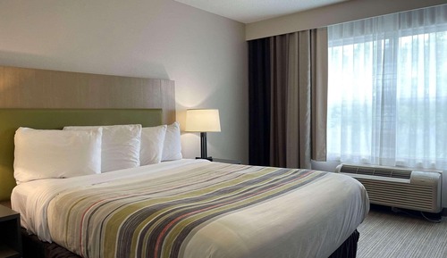 Suite, 1 Queen Bed, Non Smoking